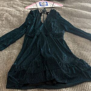 Elegant Teal Long Sleeve Formal Dress